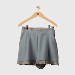 SPRITZ & PLEATS SHORTS