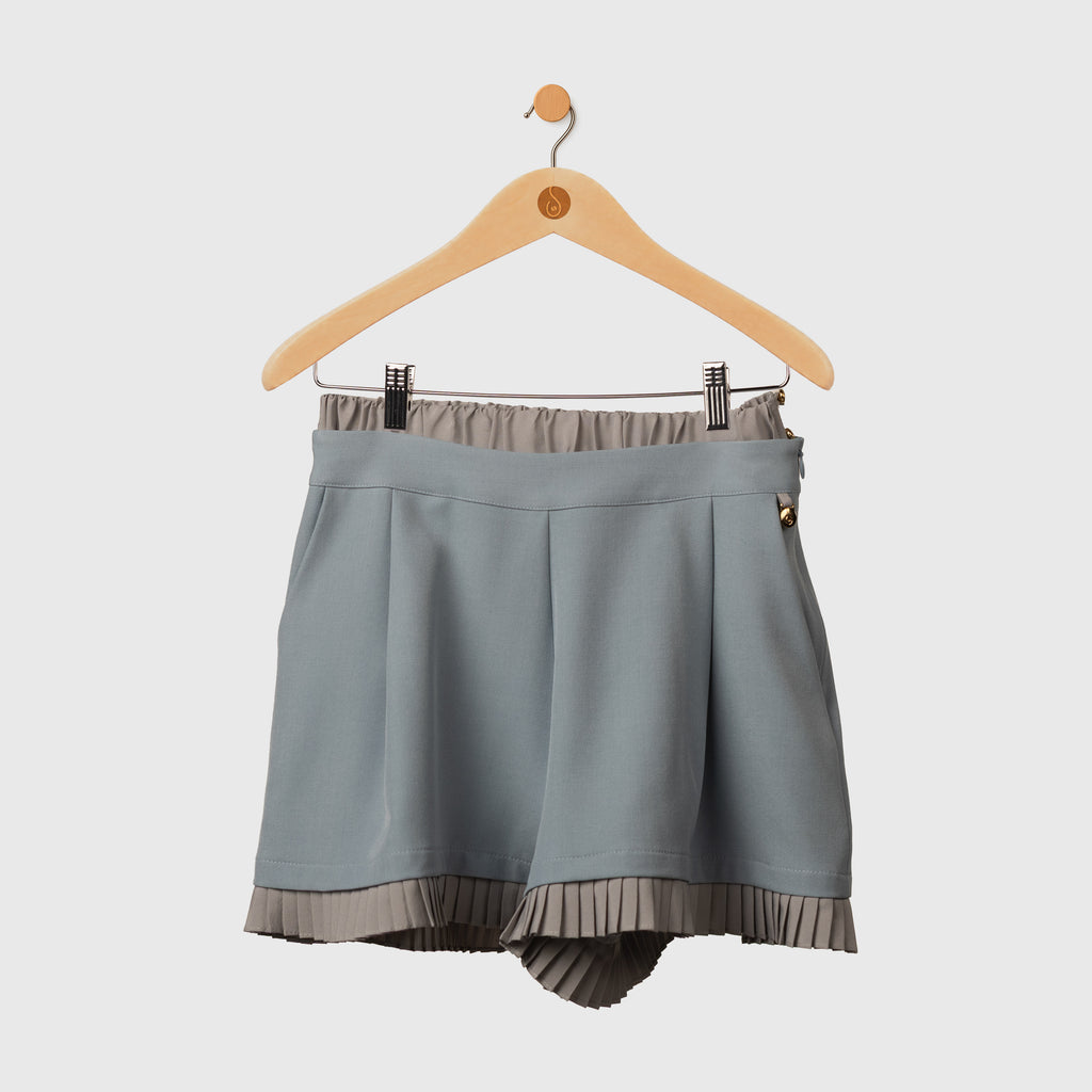 SPRITZ & PLEATS SHORTS