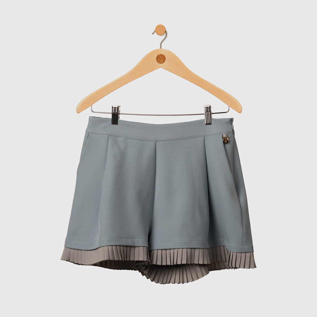 SPRITZ & PLEATS SHORTS
