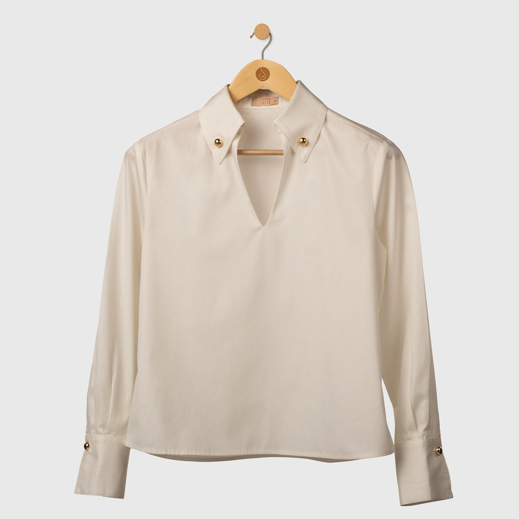 THE GENTLEMAN’S BORROWED SHIRT